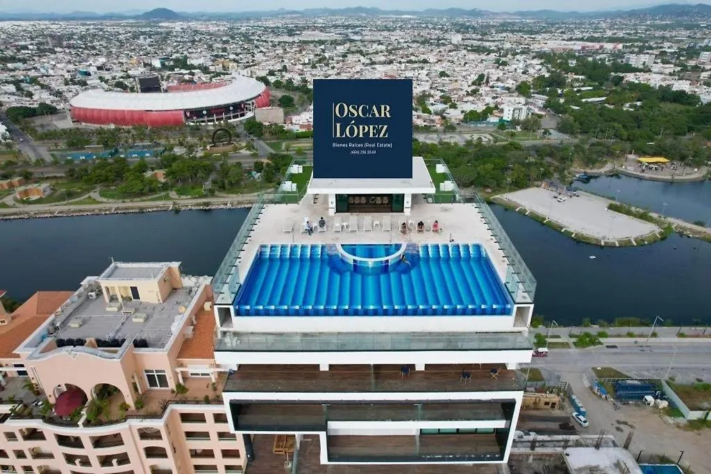 Condominio Nuevo De Lujo Sobre El Malecon De Mazatlan